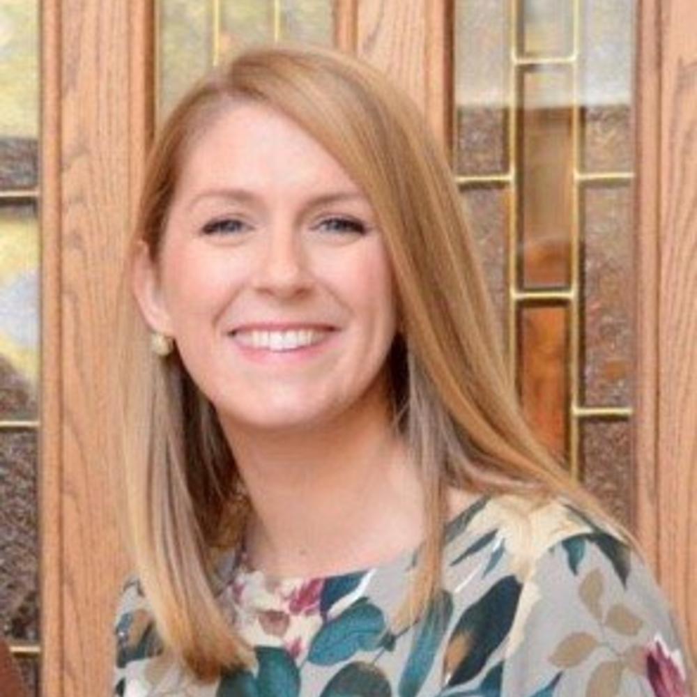 Melanie Morris headshot